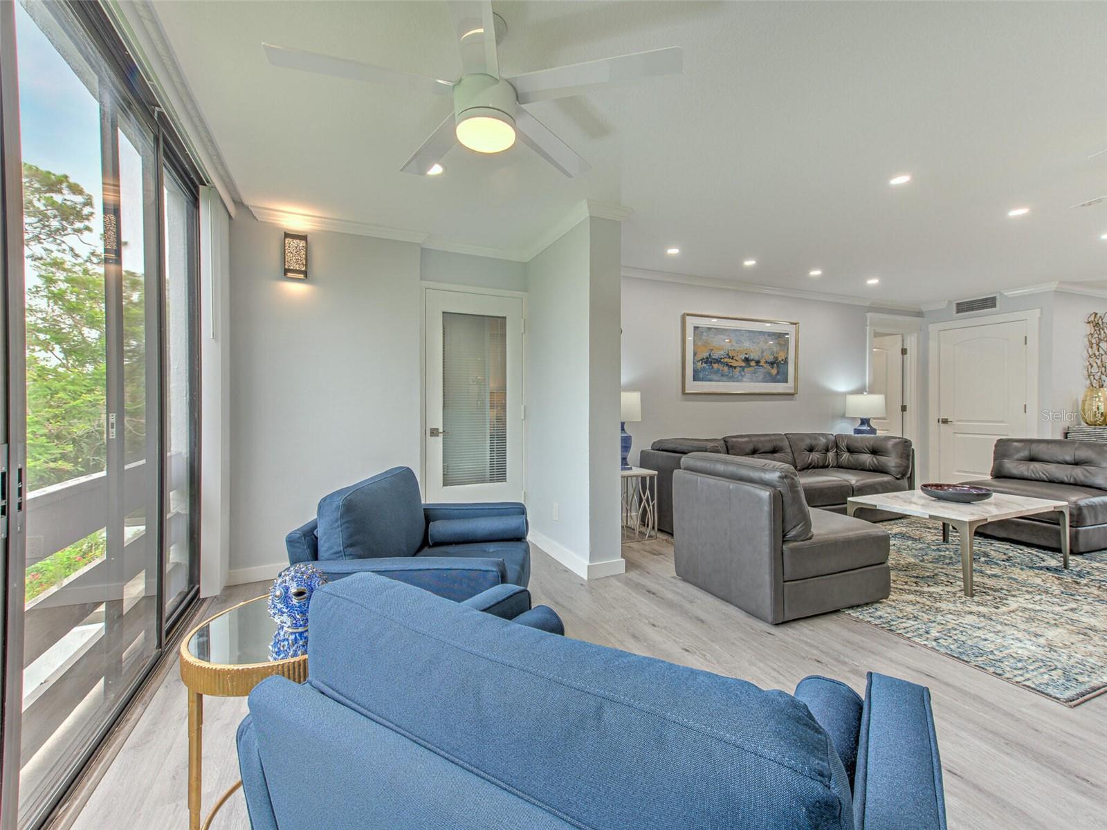 Image 15 of 58 For 706 Bayport Way 706