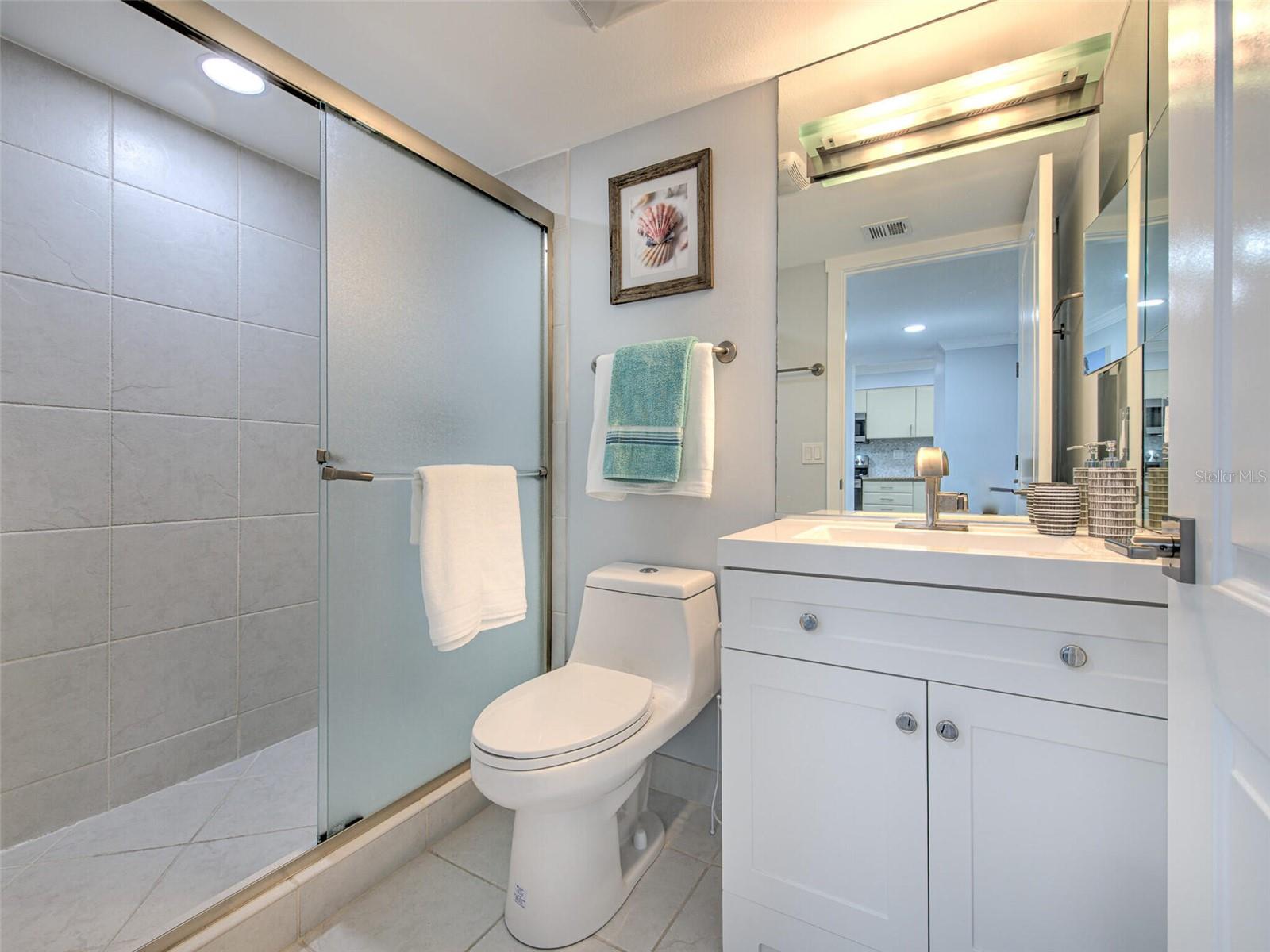 Image 25 of 58 For 706 Bayport Way 706