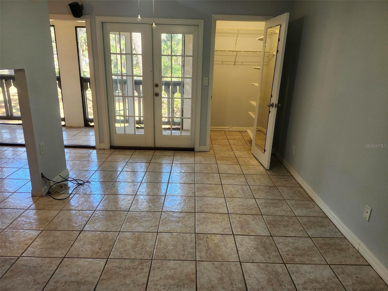 Image 12 of 25 For 380 Bayshore Boulevard 204