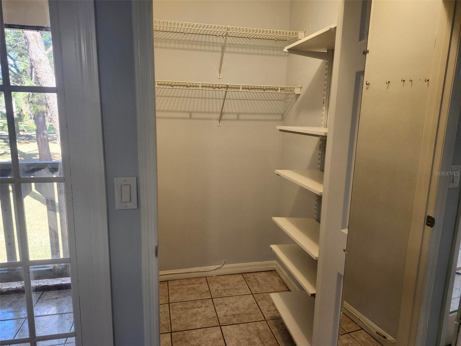 Image 13 of 25 For 380 Bayshore Boulevard 204