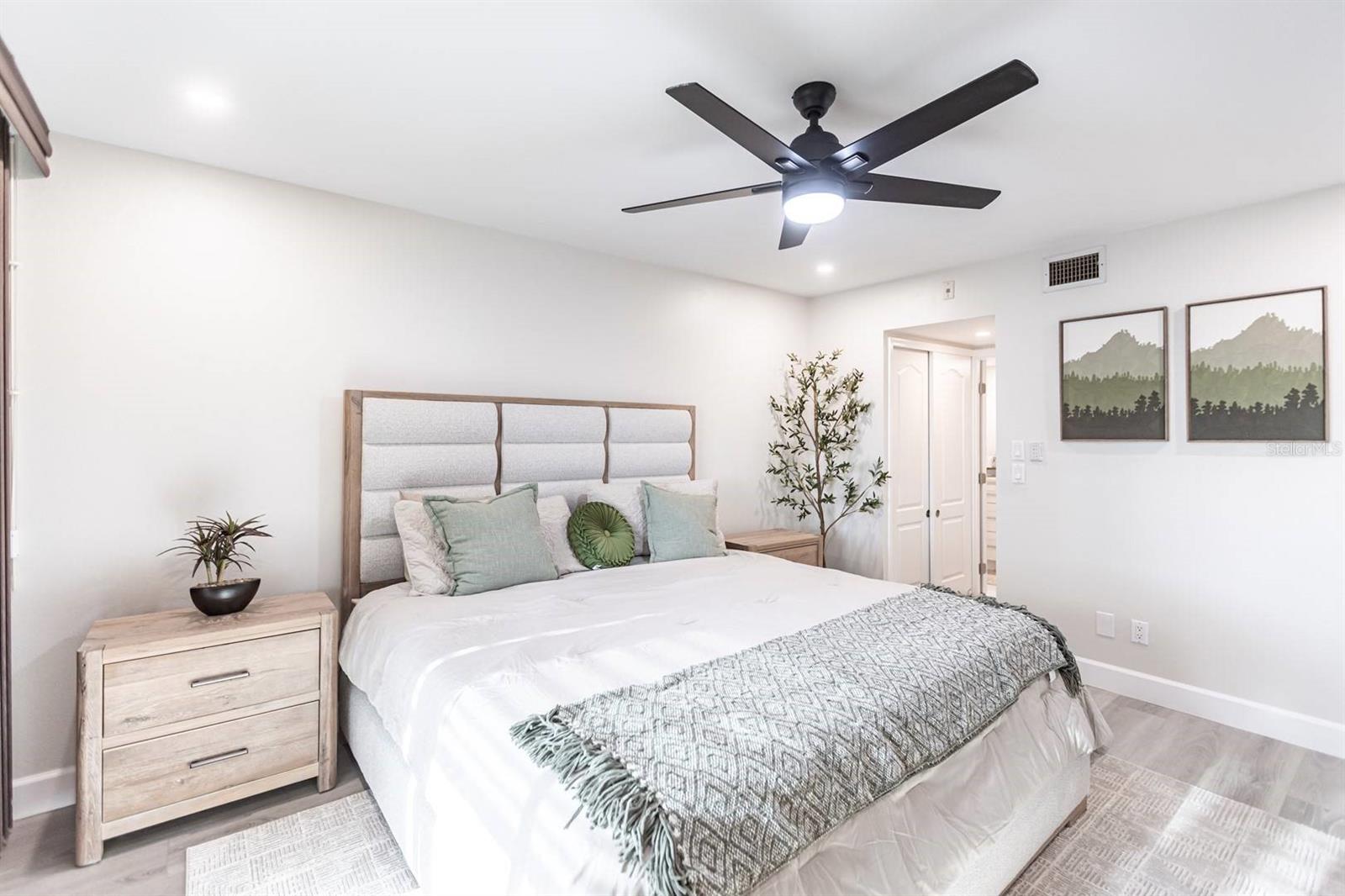 Image 17 of 26 For 1125 Peppertree Drive 402