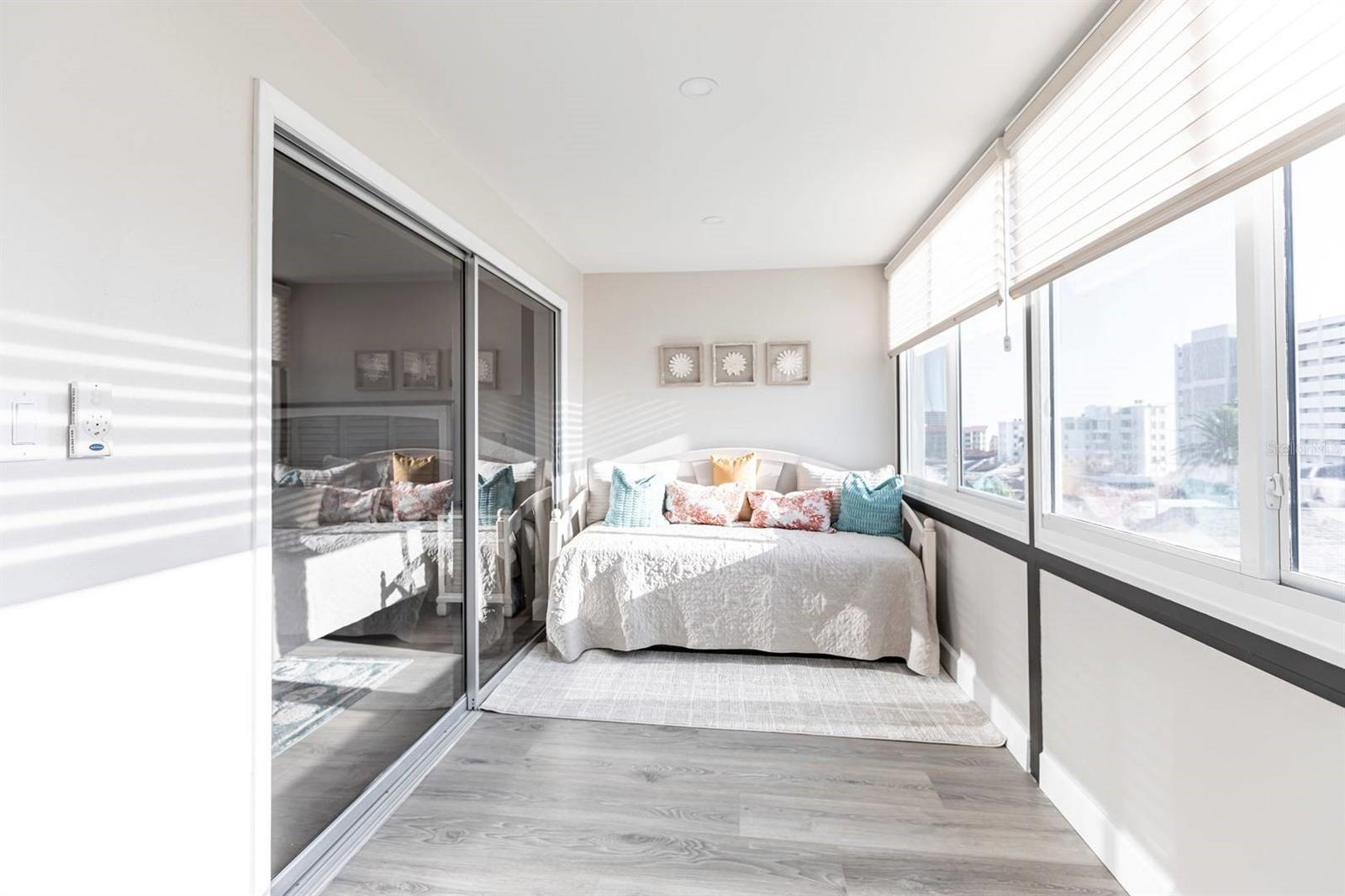 Image 7 of 26 For 1125 Peppertree Drive 402