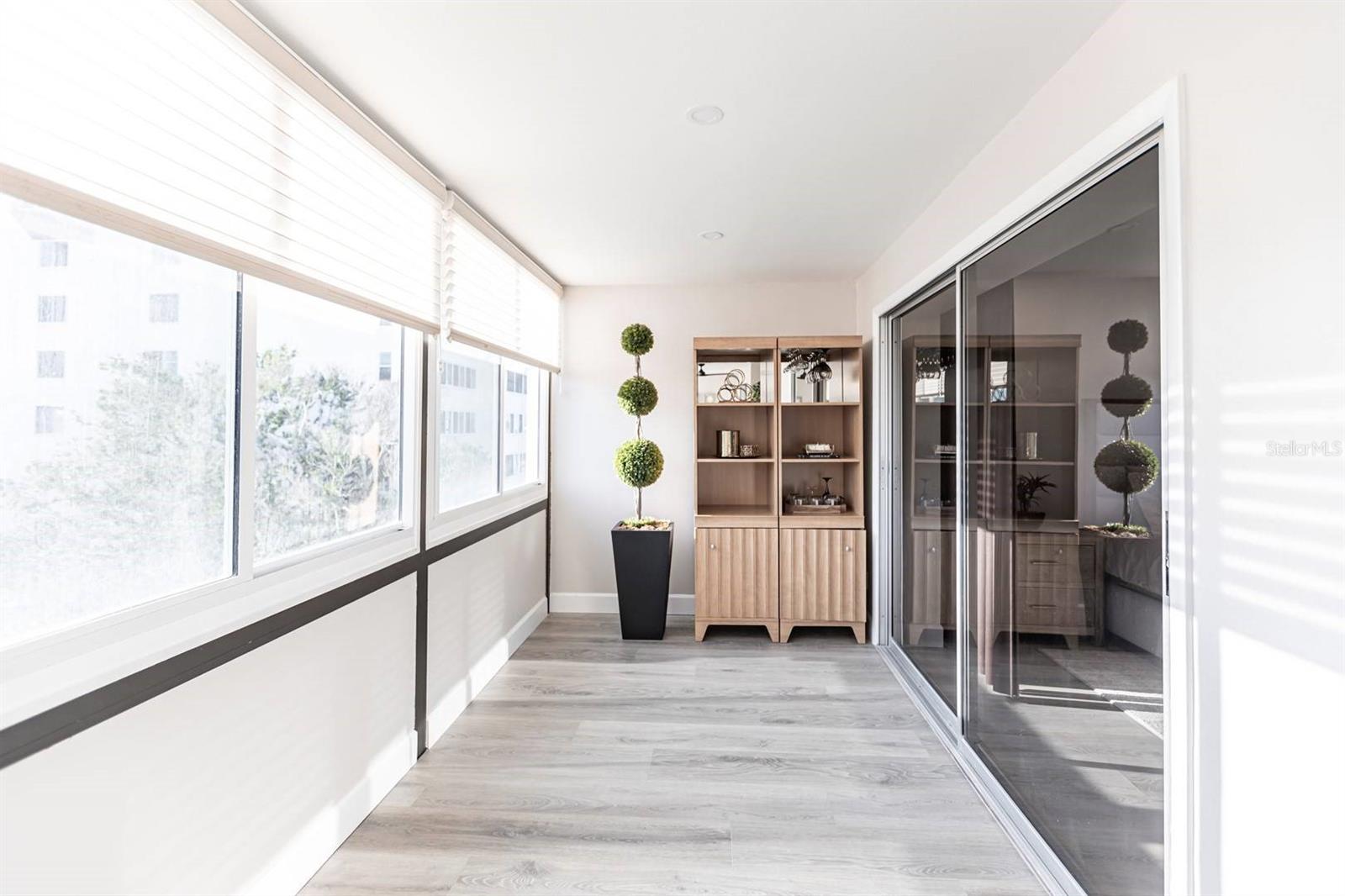 Image 8 of 26 For 1125 Peppertree Drive 402