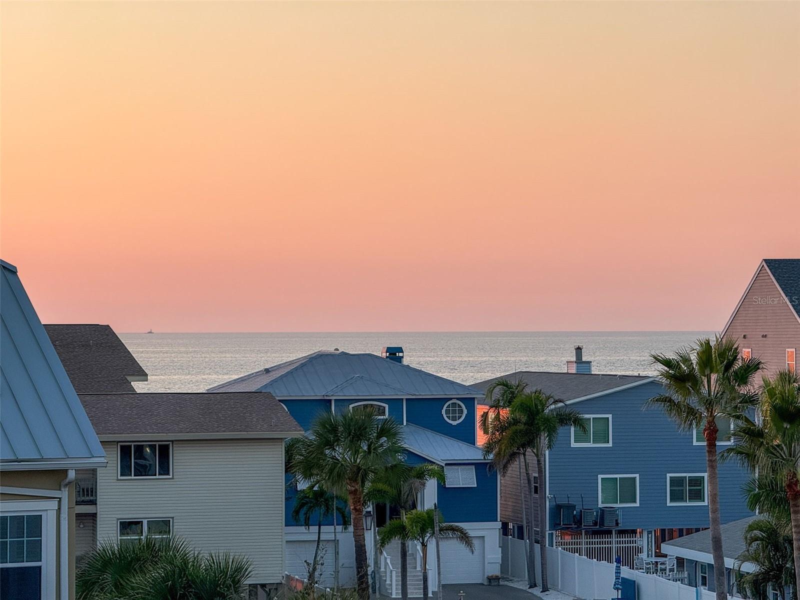 Image 62 of 84 For 19915 Gulf Blvd 605  605