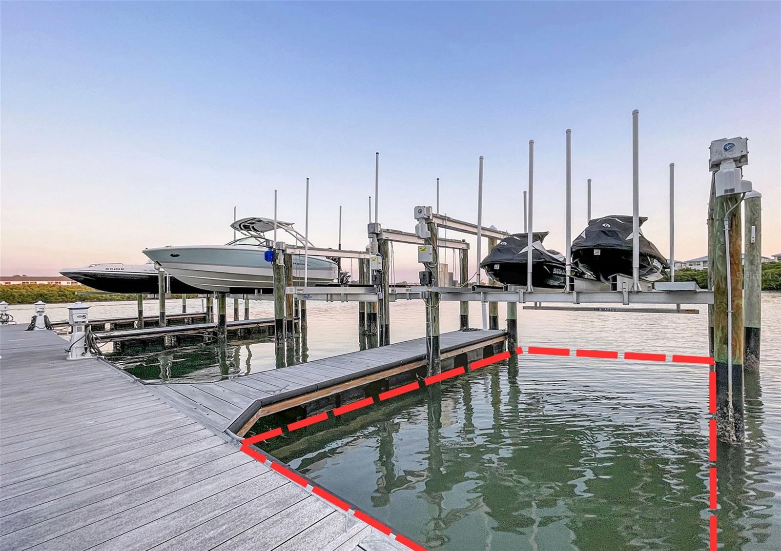 Image 7 of 84 For 19915 Gulf Blvd 605  605