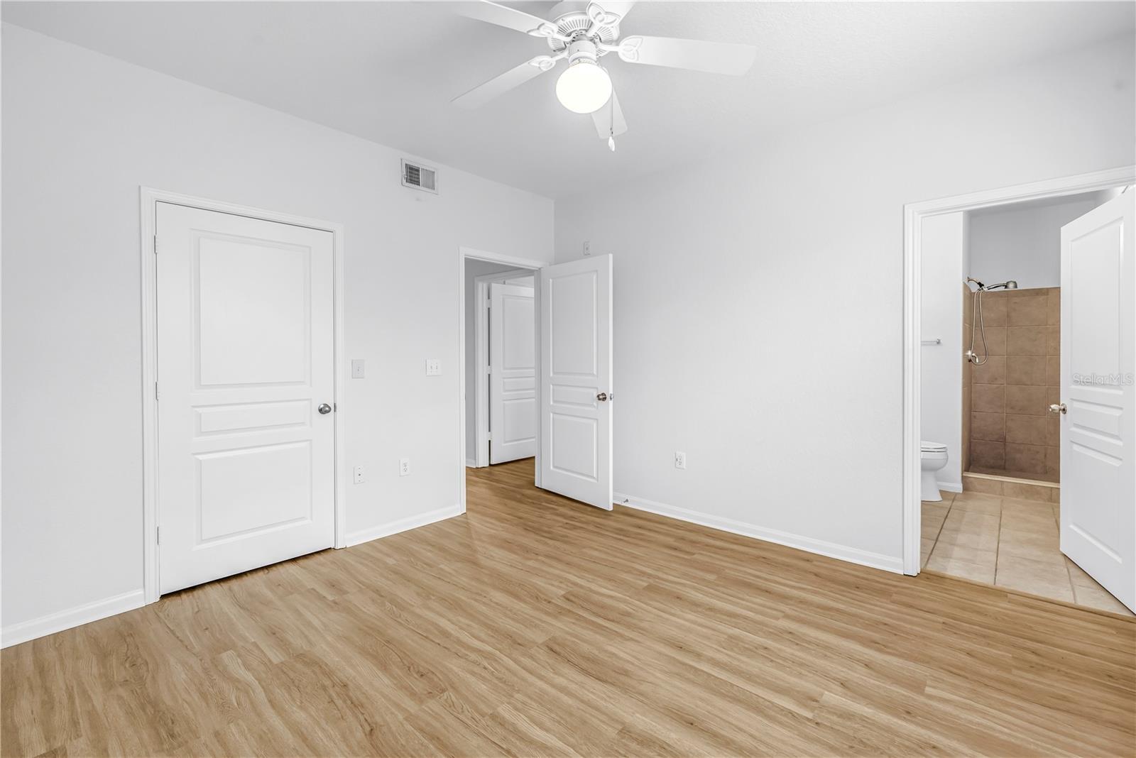 Image 21 of 44 For 5125 Palm Springs Boulevard 4305