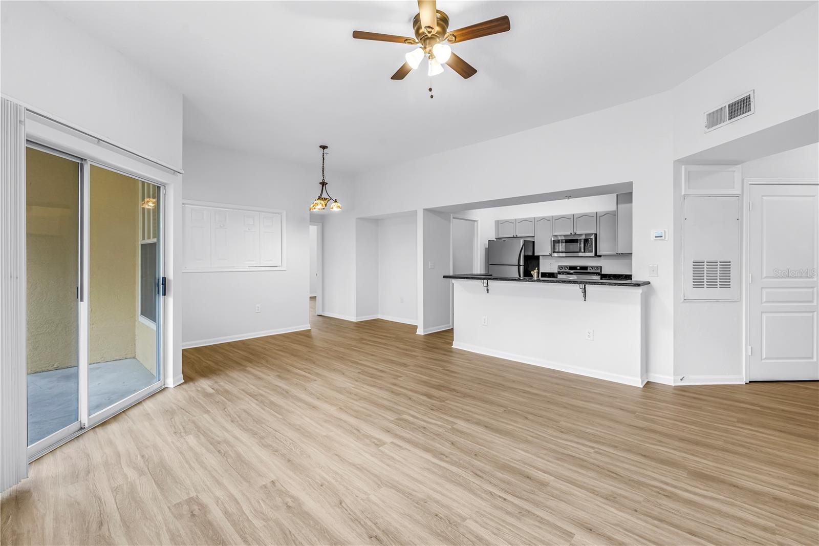 Image 4 of 44 For 5125 Palm Springs Boulevard 4305