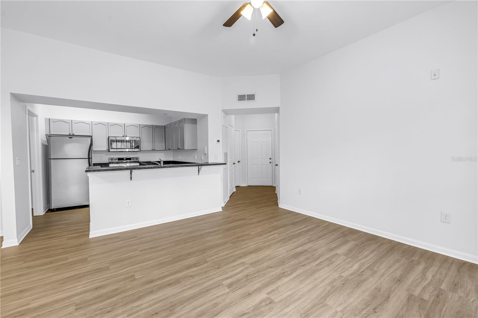 Image 5 of 44 For 5125 Palm Springs Boulevard 4305