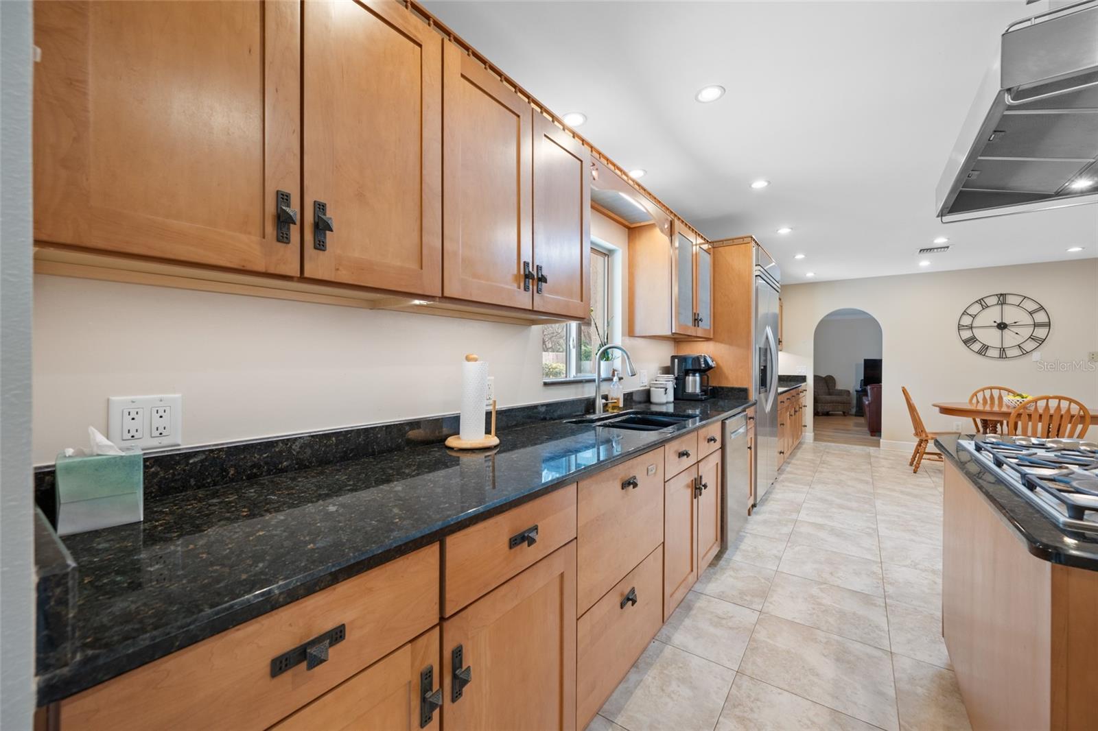 Image 28 of 84 For 1813 Riverhills Drive