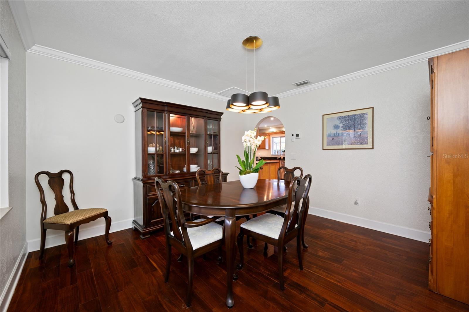 Image 33 of 84 For 1813 Riverhills Drive