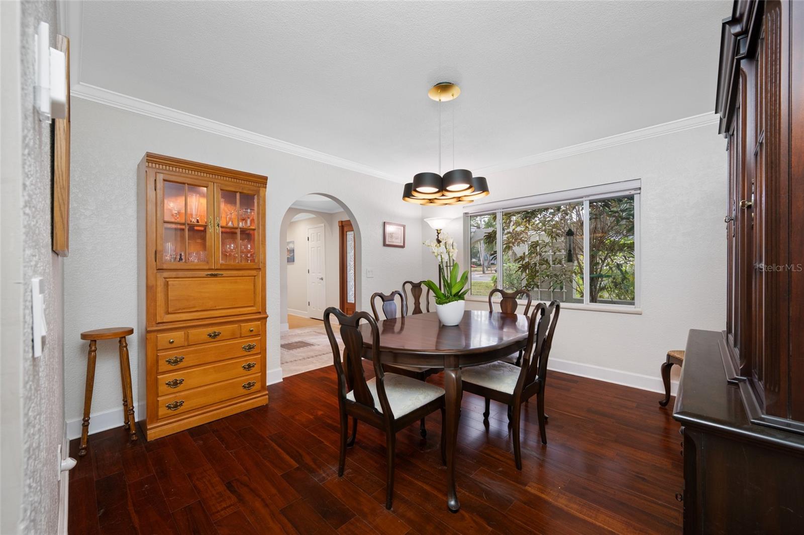 Image 34 of 84 For 1813 Riverhills Drive