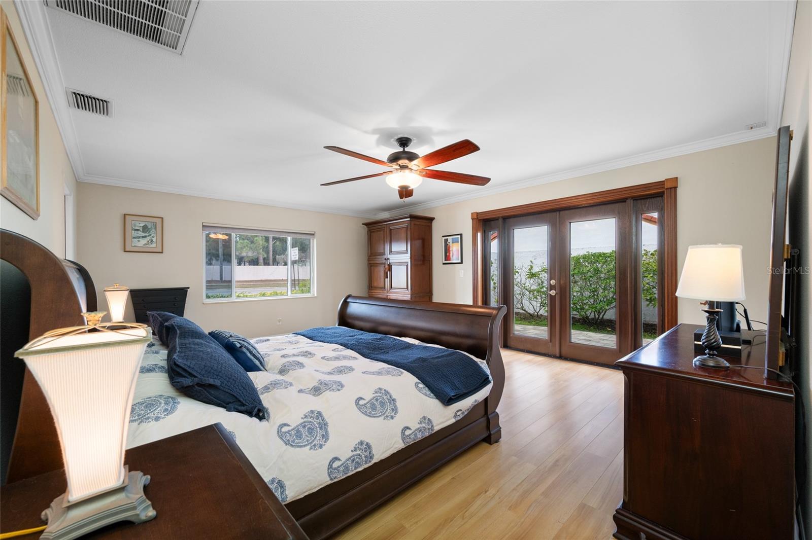 Image 43 of 84 For 1813 Riverhills Drive