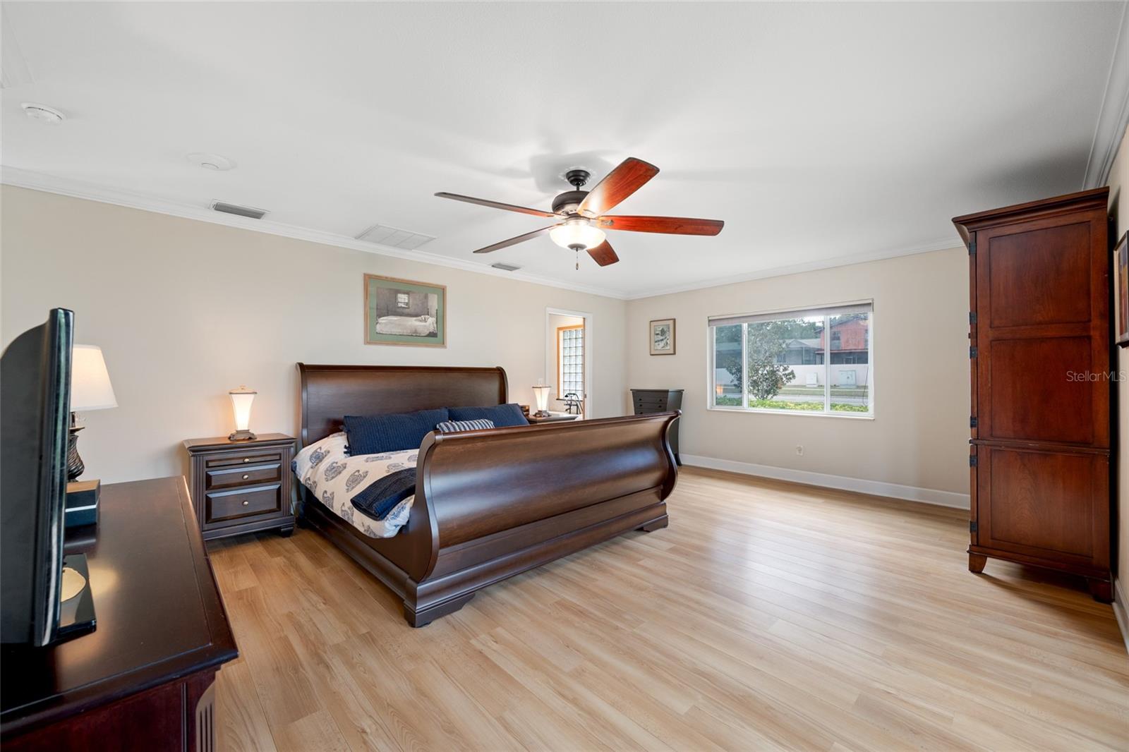 Image 44 of 84 For 1813 Riverhills Drive