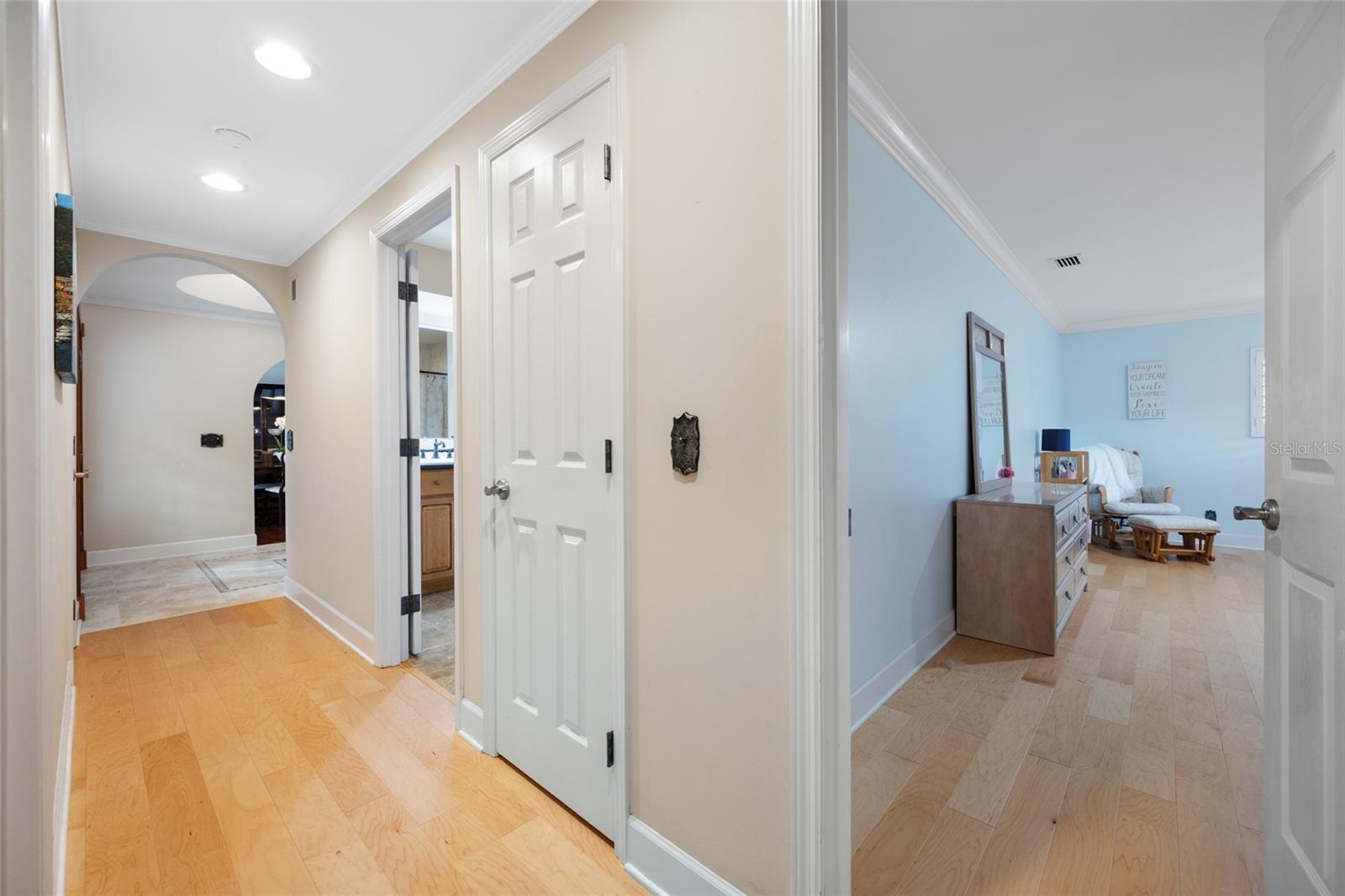 Image 57 of 84 For 1813 Riverhills Drive