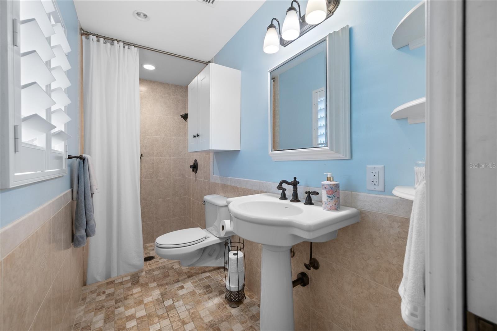 Image 62 of 84 For 1813 Riverhills Drive