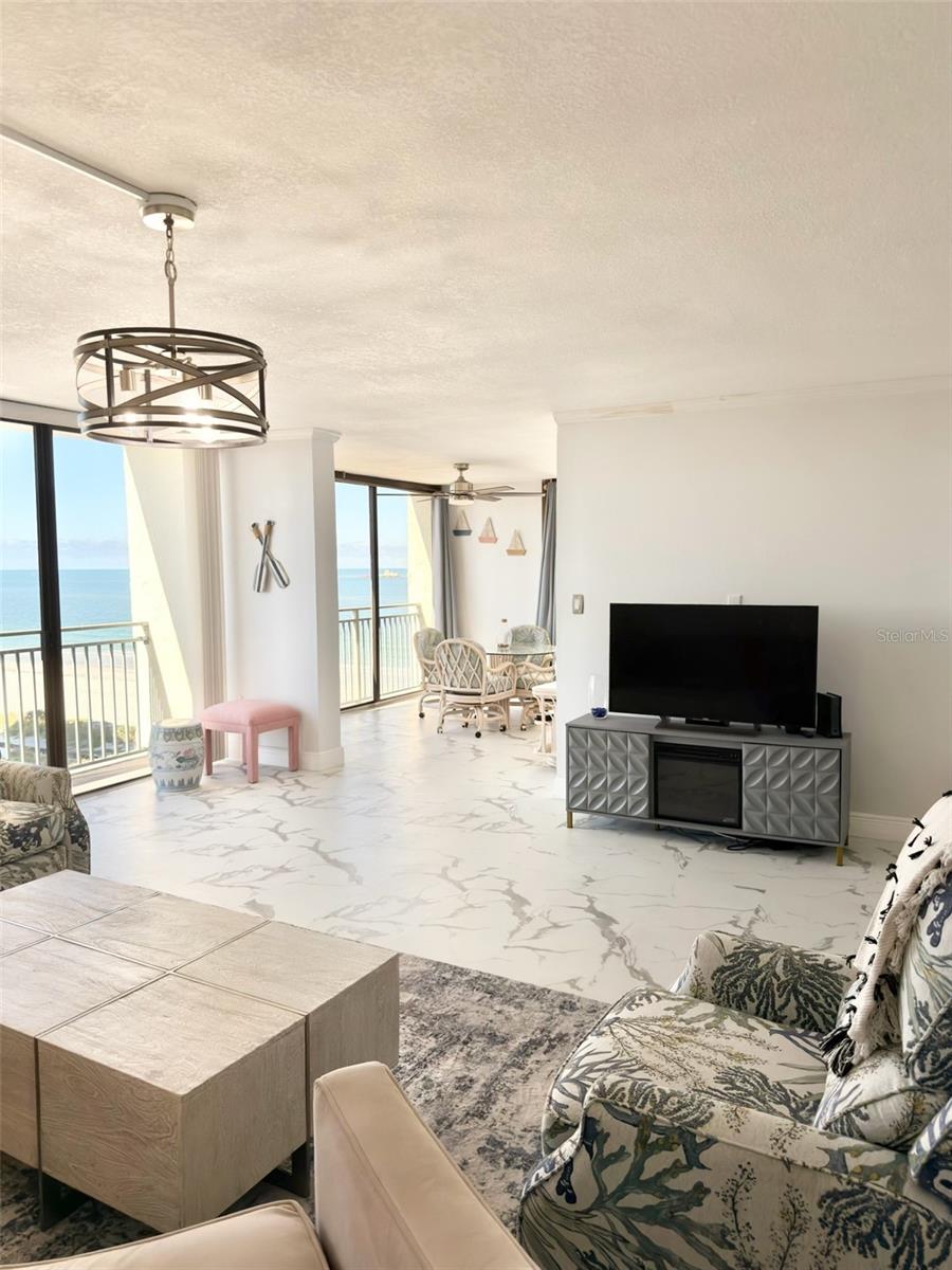 Image 14 of 56 For 1380 Gulf Boulevard 805