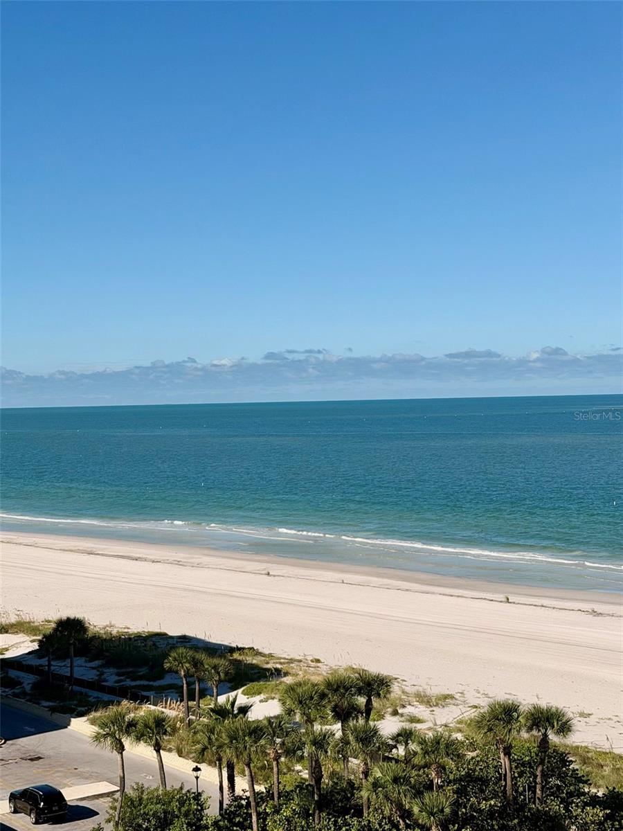 Image 22 of 56 For 1380 Gulf Boulevard 805