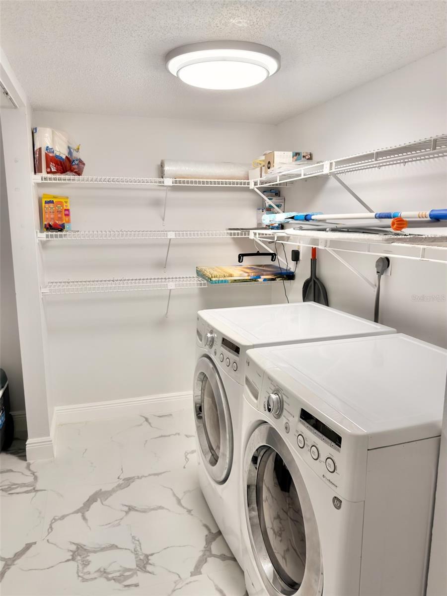 Image 36 of 56 For 1380 Gulf Boulevard 805