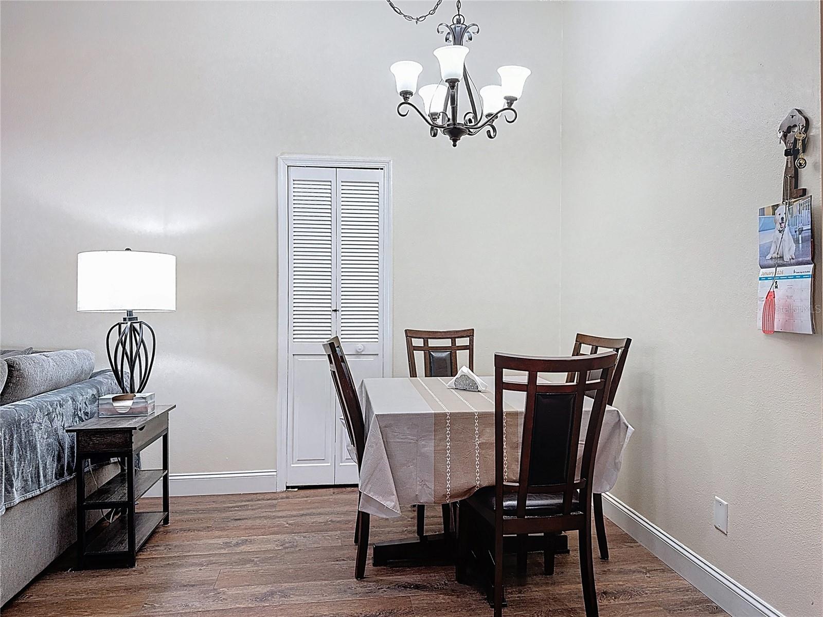 Image 16 of 59 For 4108 Tyndale Drive