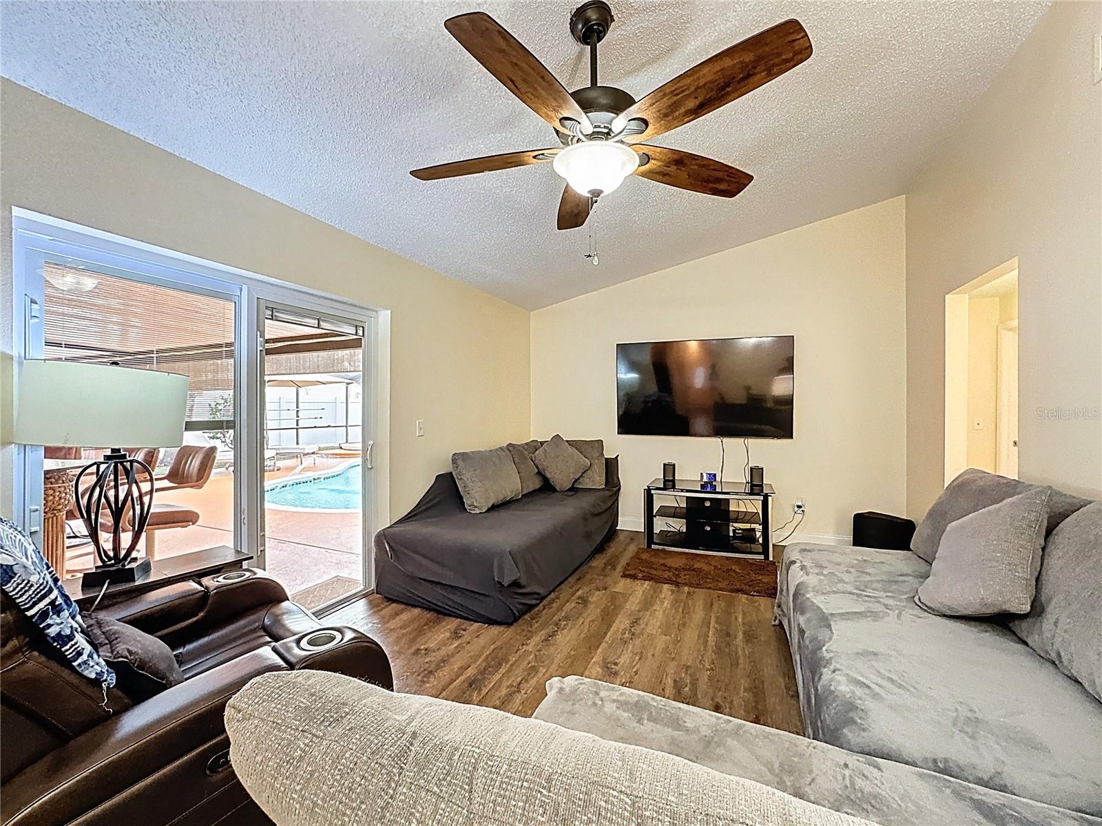 Image 19 of 59 For 4108 Tyndale Drive