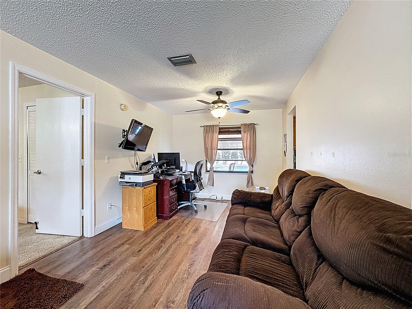 Image 8 of 59 For 4108 Tyndale Drive