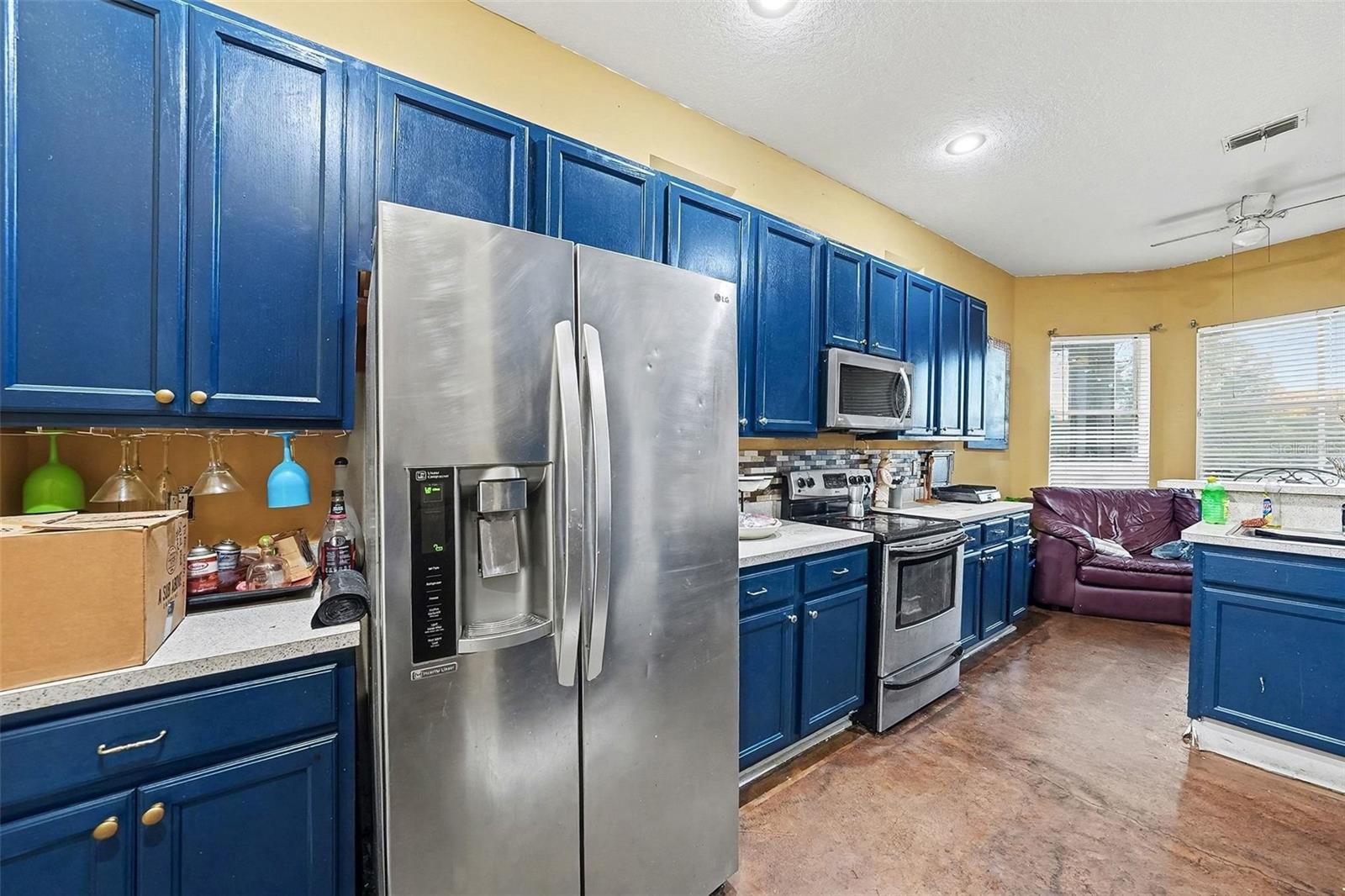 Listing photo id 9 for 37110 Highland Bluff Circle