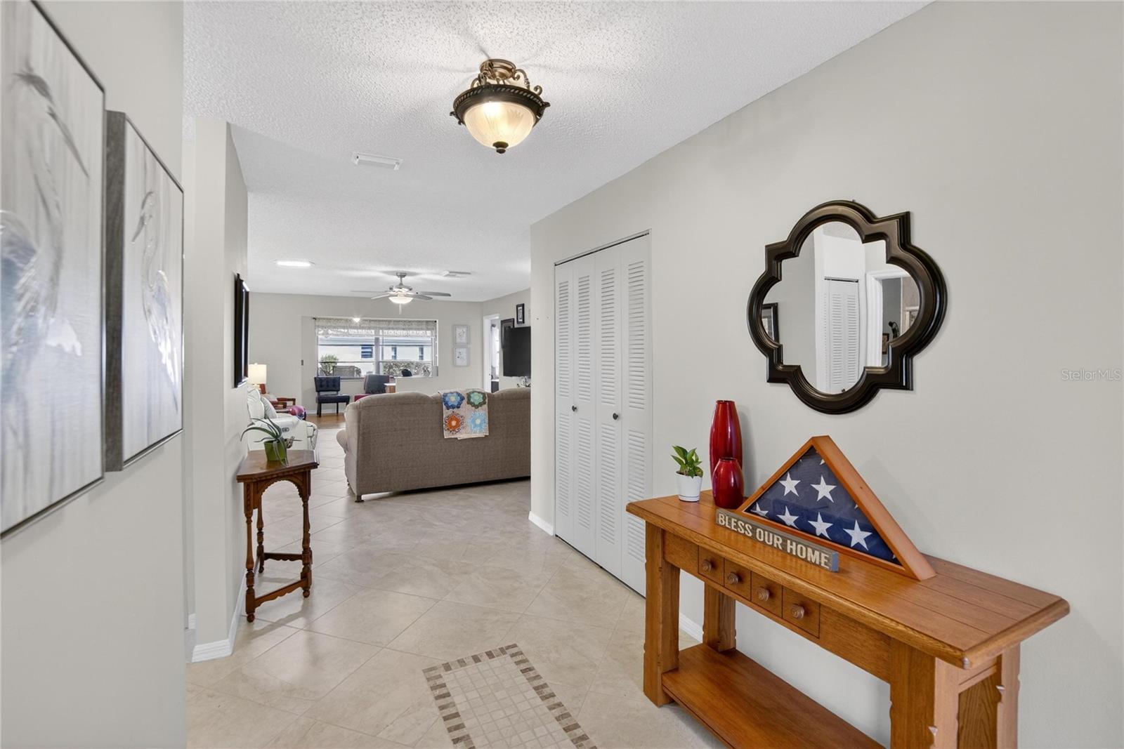 Image 11 of 53 For 2003 Hartlebury Way 432