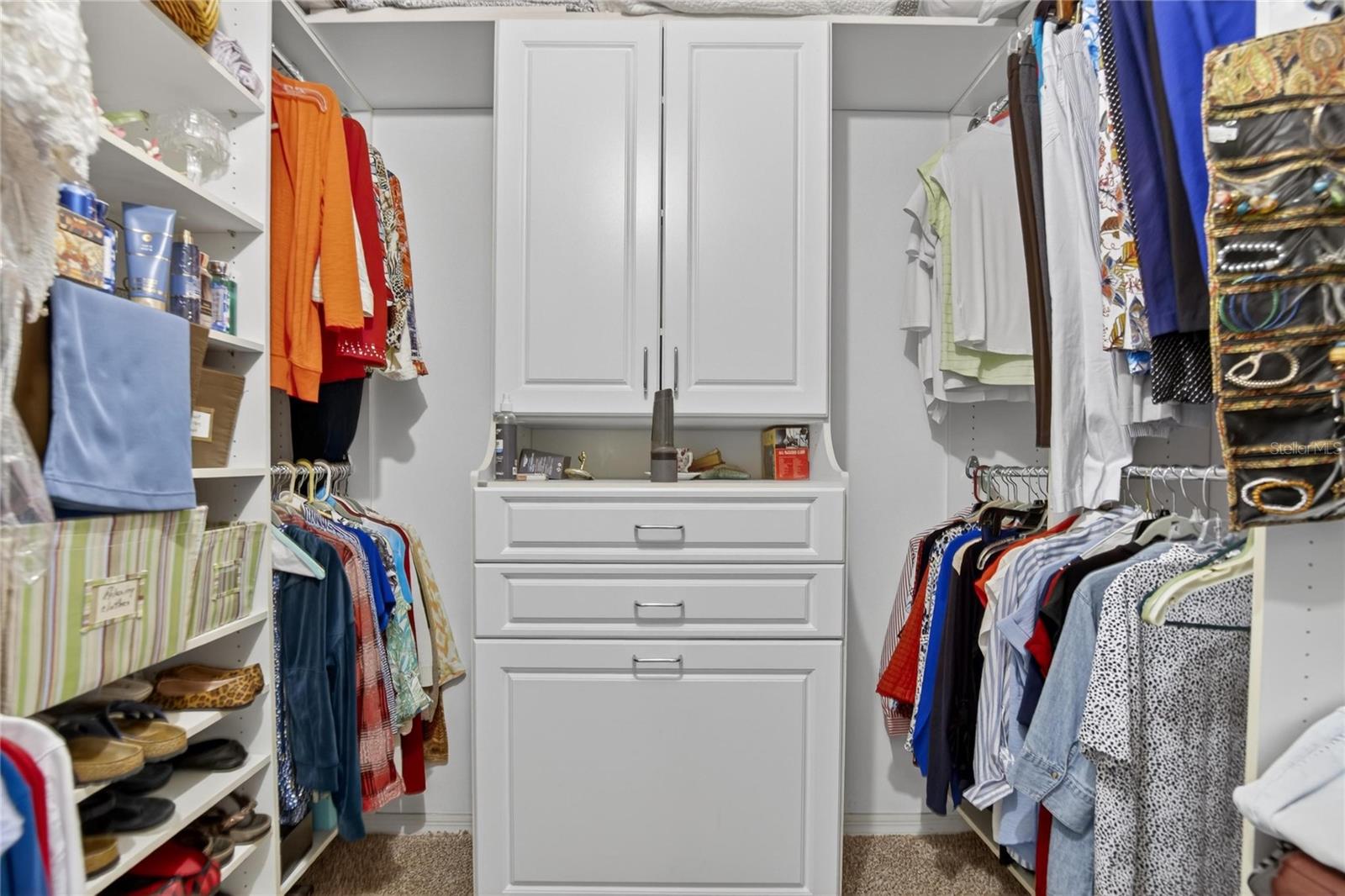 Image 39 of 53 For 2003 Hartlebury Way 432