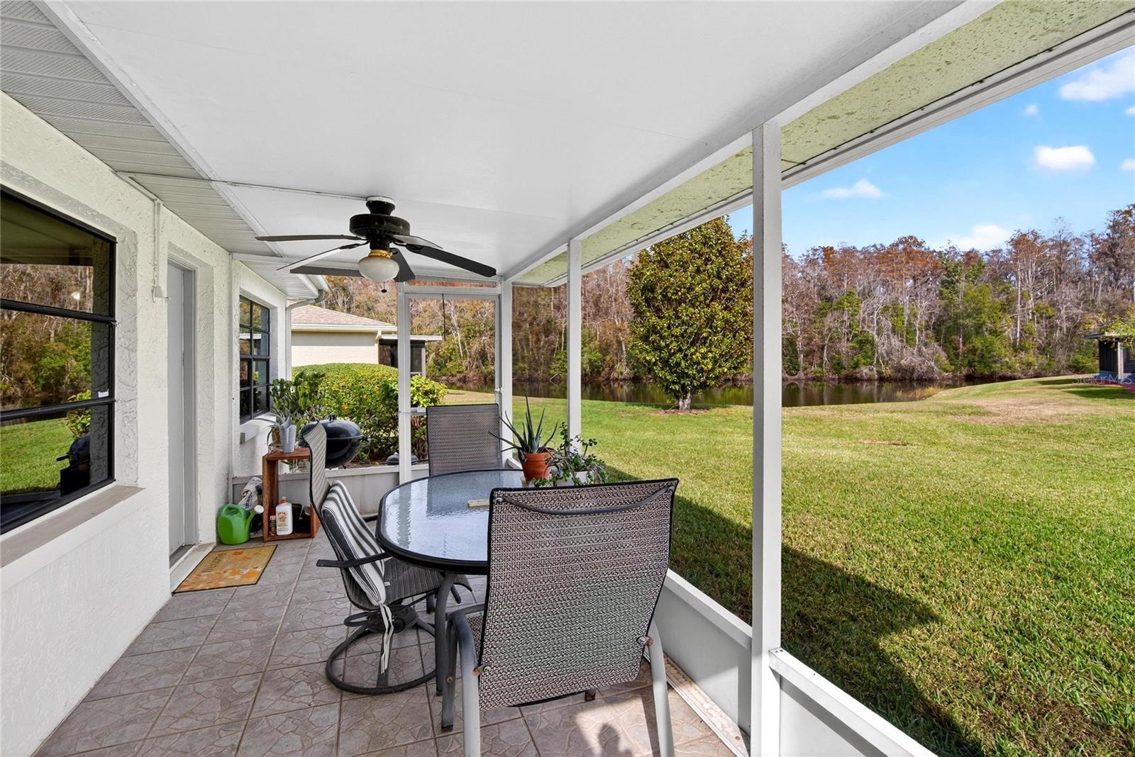 Image 43 of 53 For 2003 Hartlebury Way 432