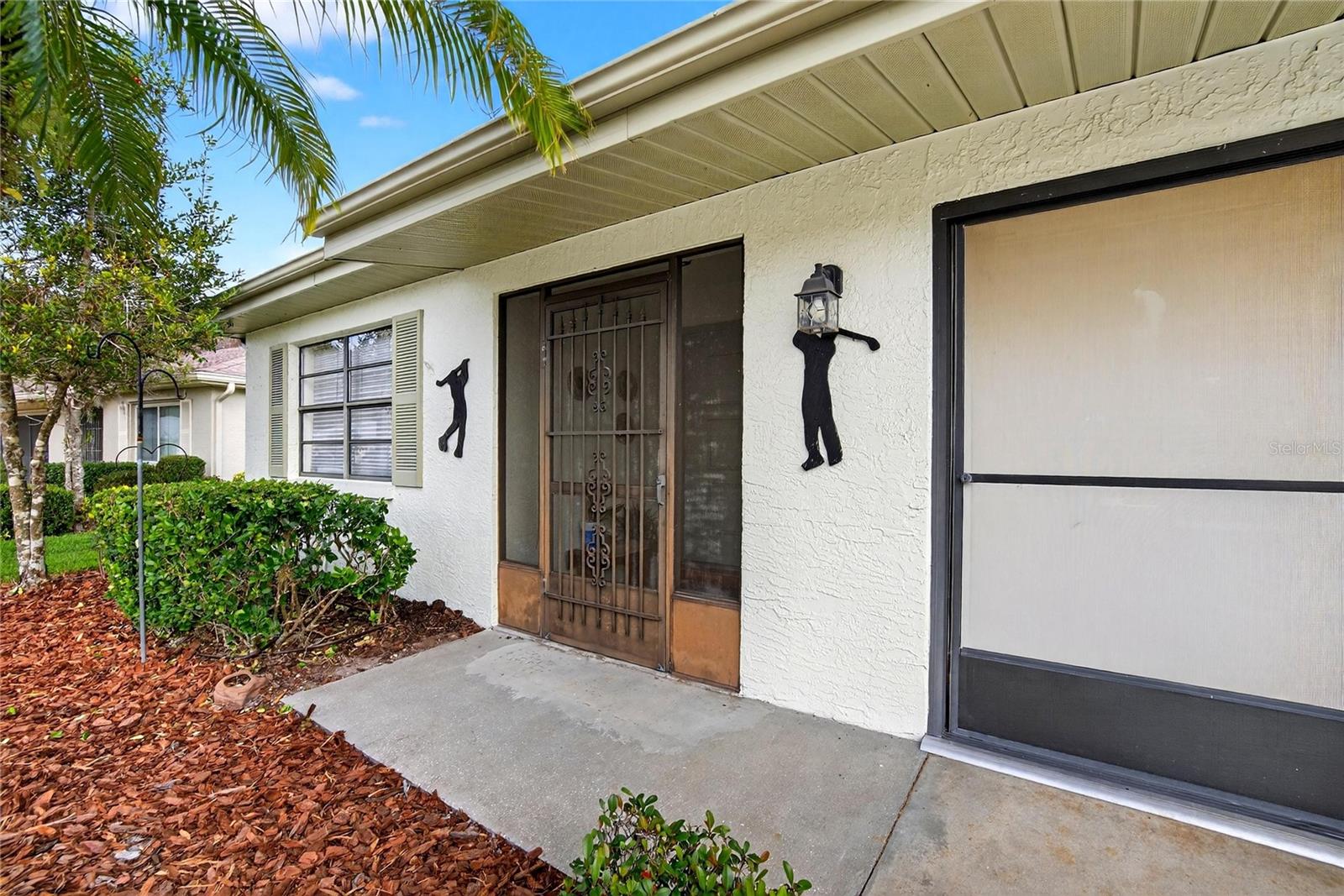 Image 6 of 53 For 2003 Hartlebury Way 432