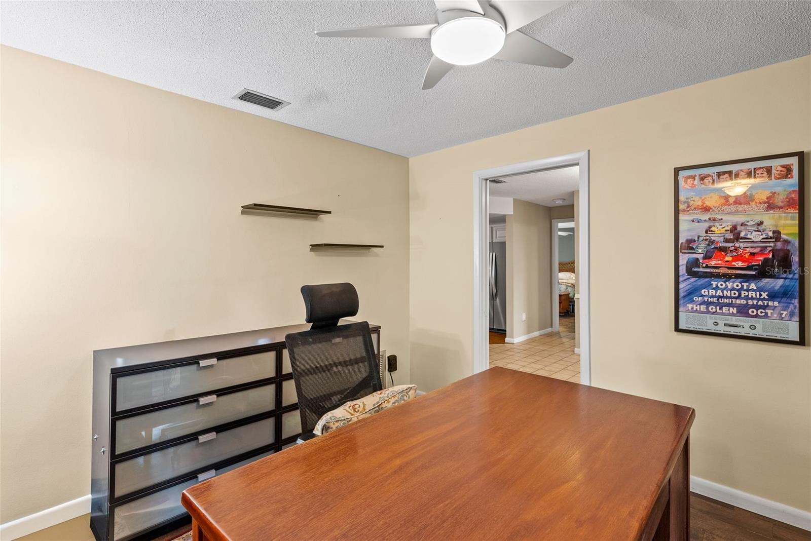 Image 18 of 82 For 2214 Davies Avenue