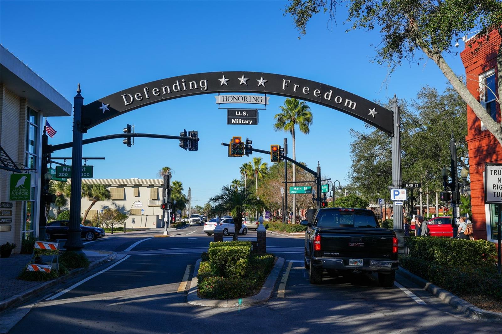 Image 56 of 82 For 2214 Davies Avenue