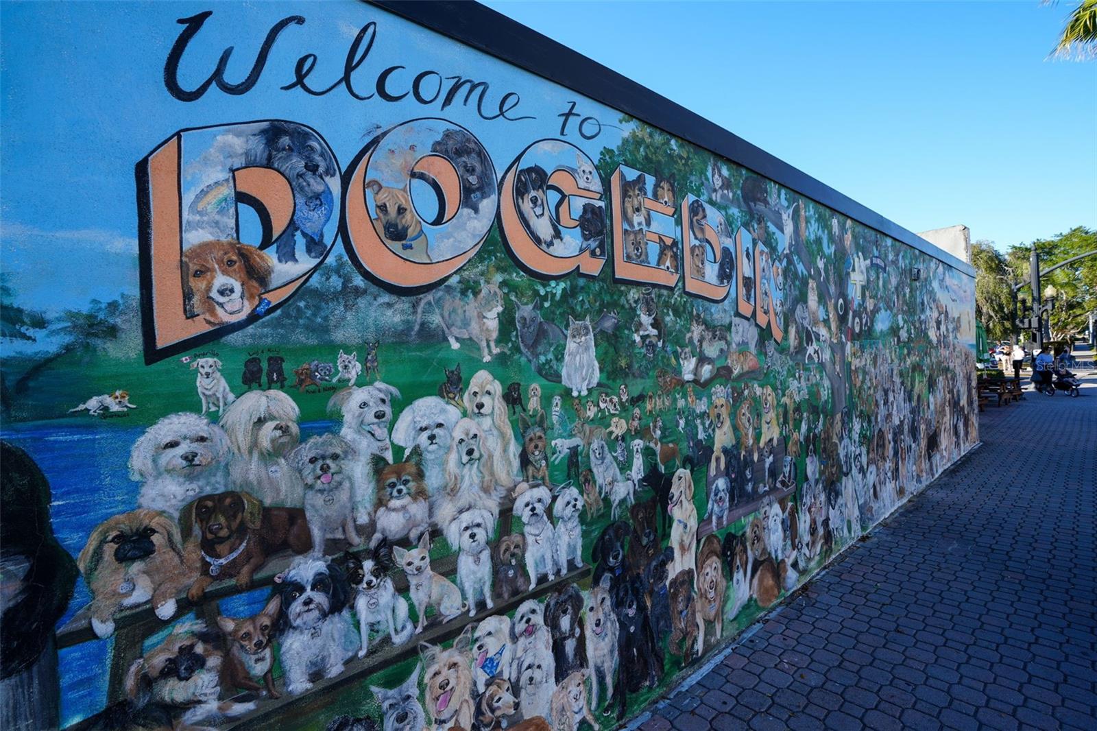 Image 59 of 82 For 2214 Davies Avenue