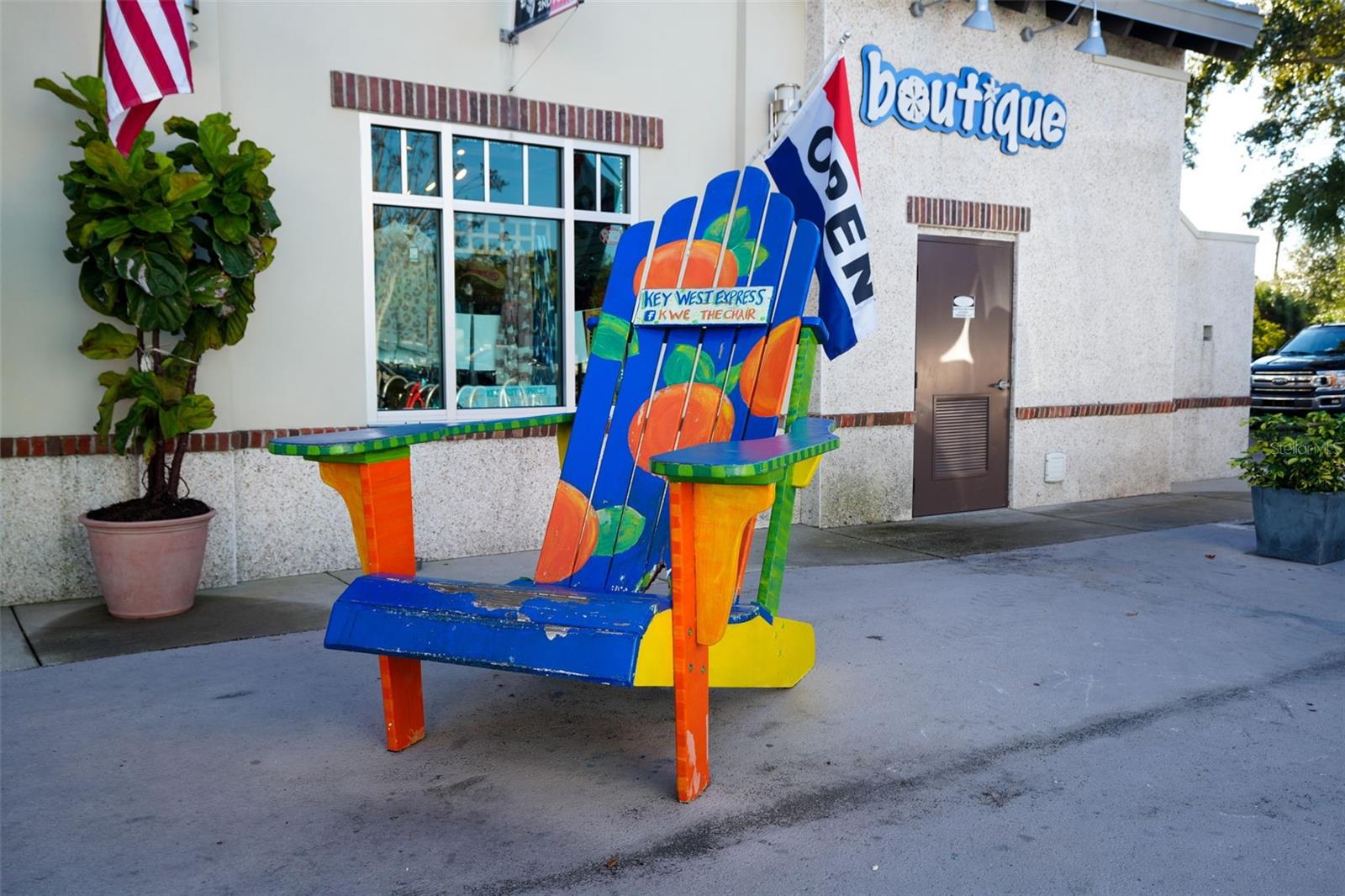 Image 61 of 82 For 2214 Davies Avenue