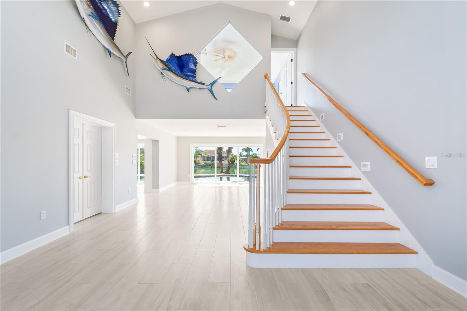 Image 17 of 69 For 482 Hermosita Drive