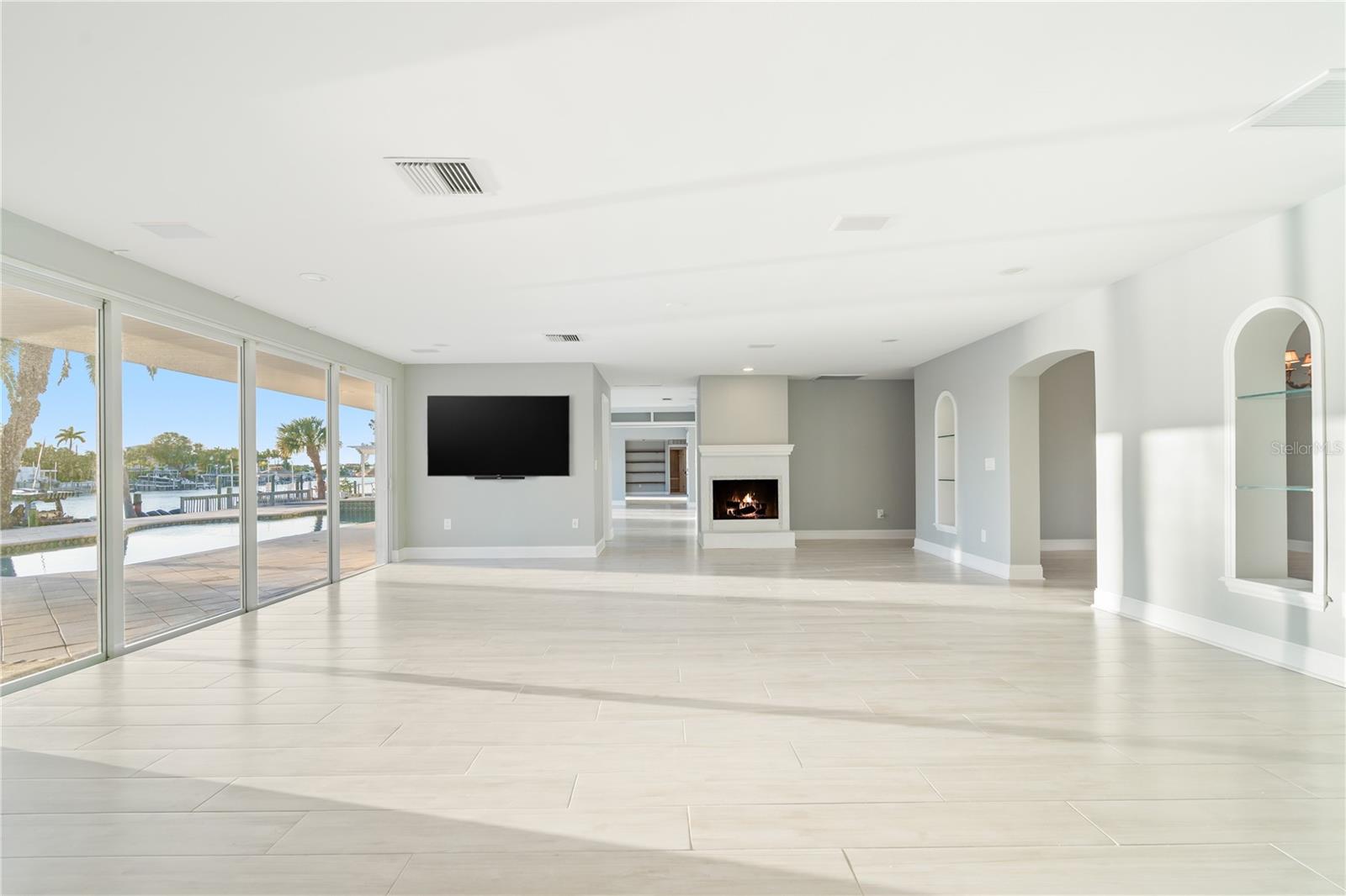 Image 23 of 69 For 482 Hermosita Drive