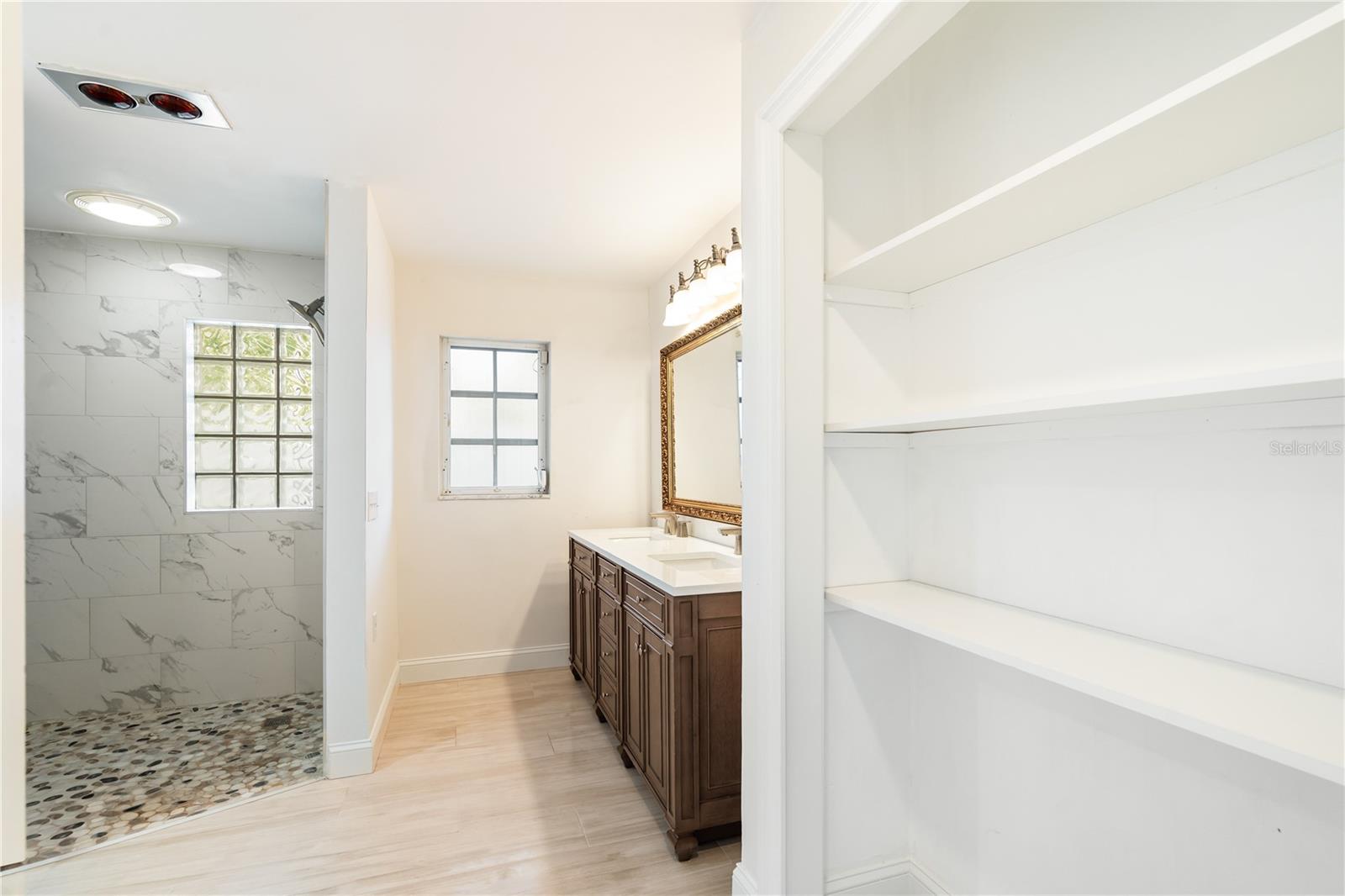 Image 29 of 69 For 482 Hermosita Drive