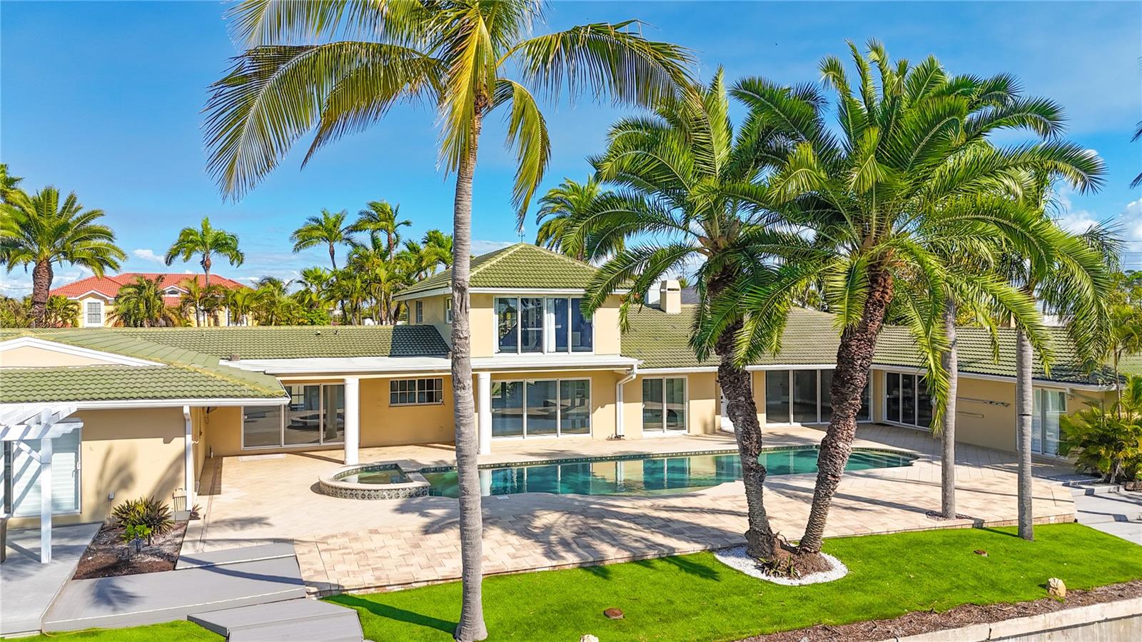 Image 5 of 69 For 482 Hermosita Drive