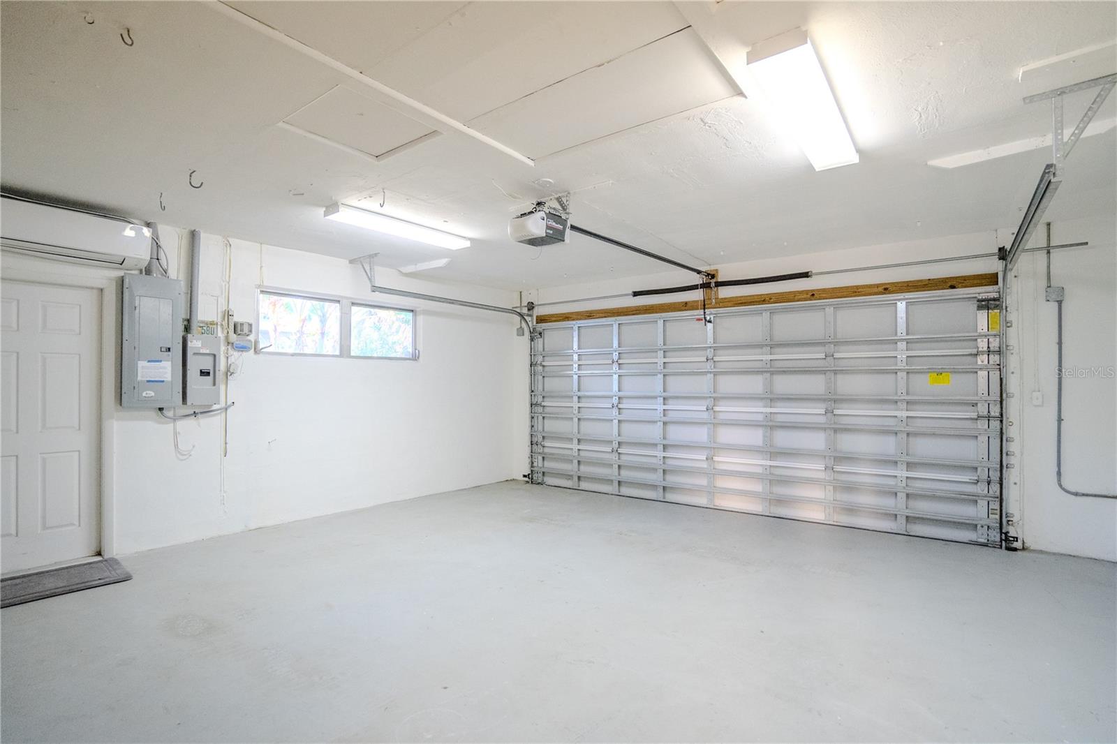 Image 58 of 69 For 482 Hermosita Drive