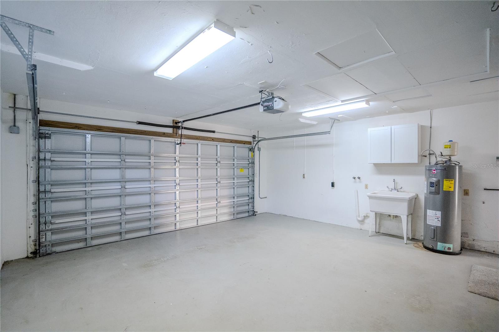 Image 59 of 69 For 482 Hermosita Drive