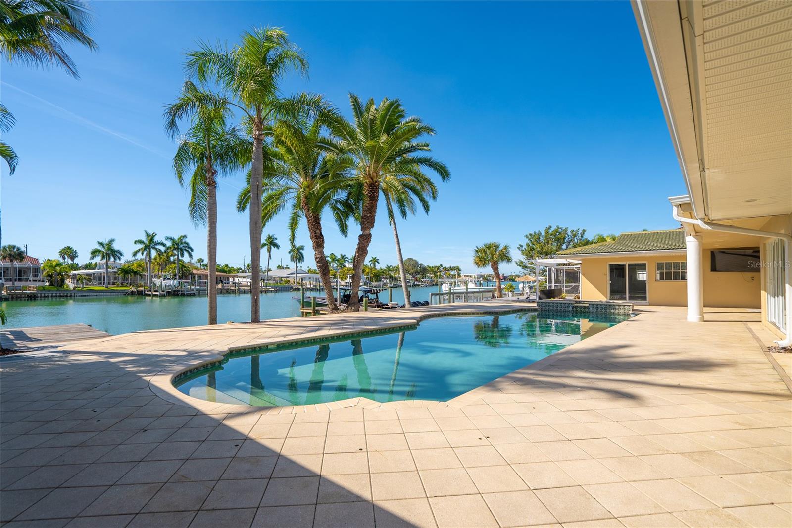 Image 6 of 69 For 482 Hermosita Drive