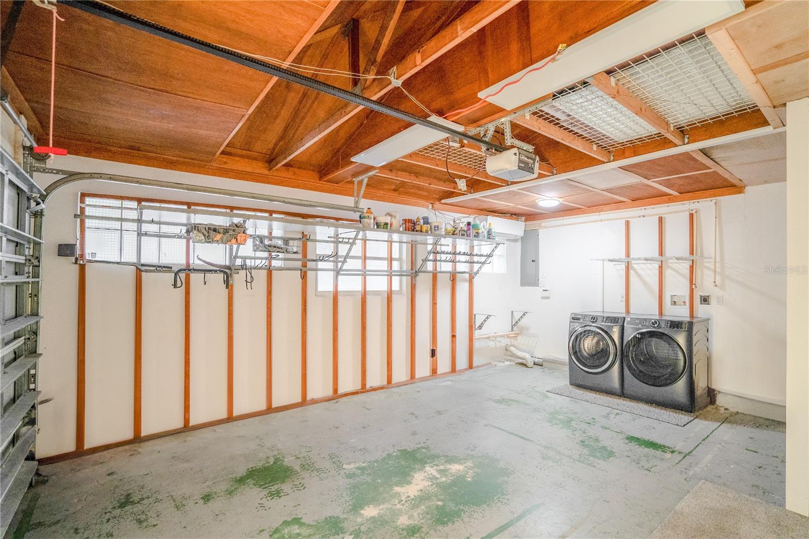 Image 61 of 69 For 482 Hermosita Drive