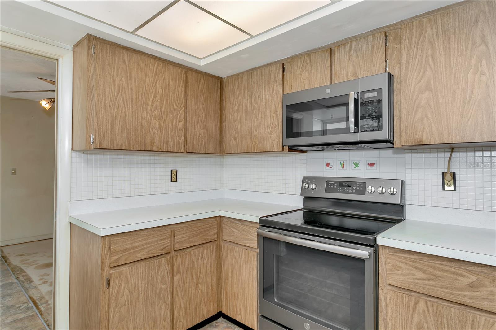 Image 10 of 65 For 2123 Beneva Road