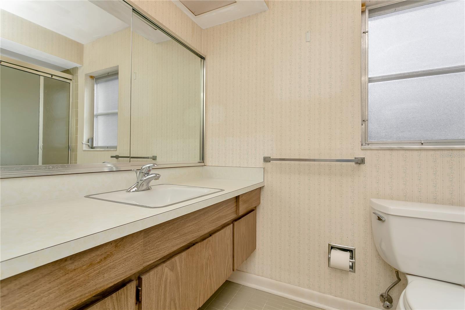 Image 21 of 65 For 2123 Beneva Road