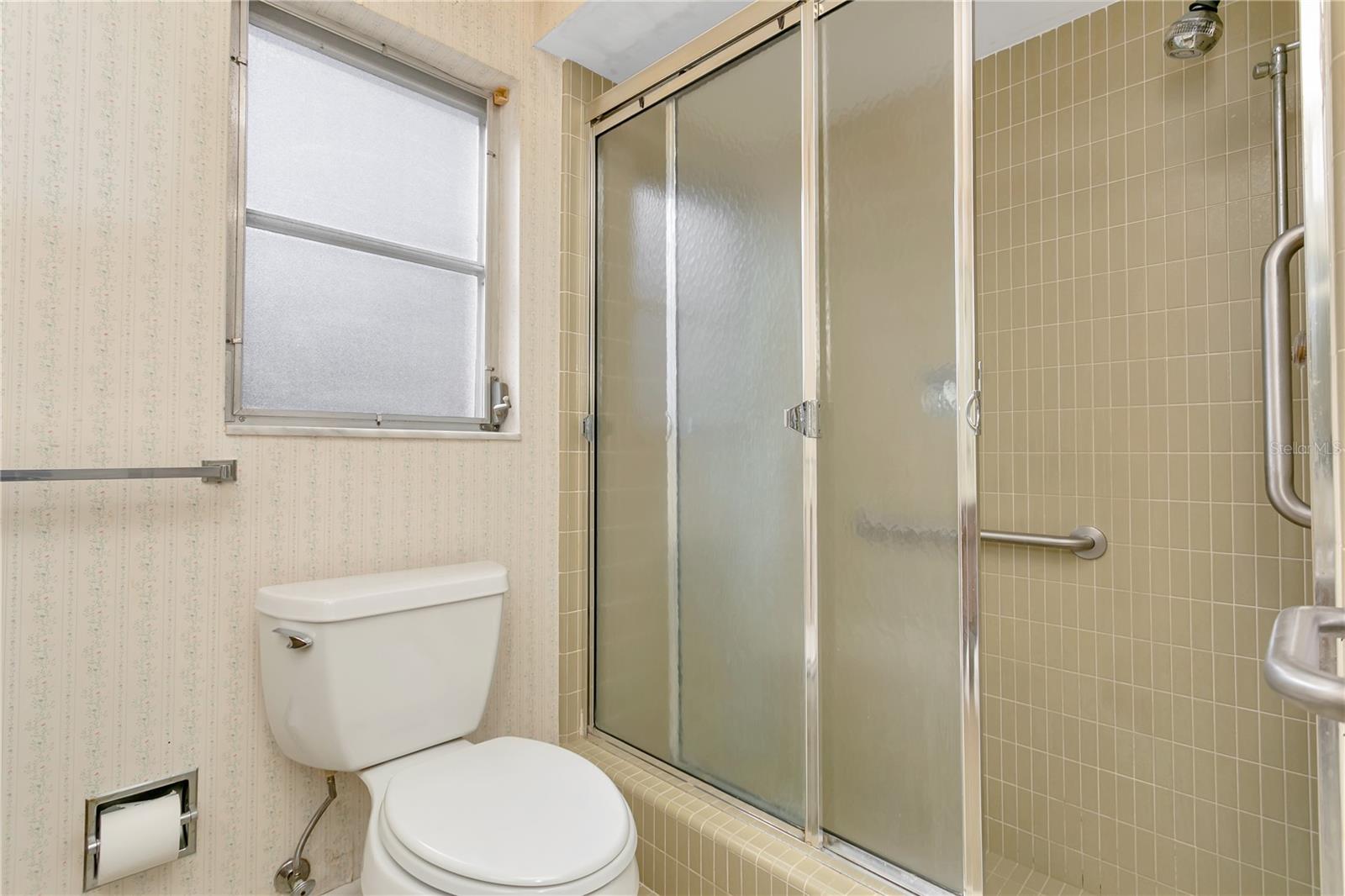 Image 22 of 65 For 2123 Beneva Road