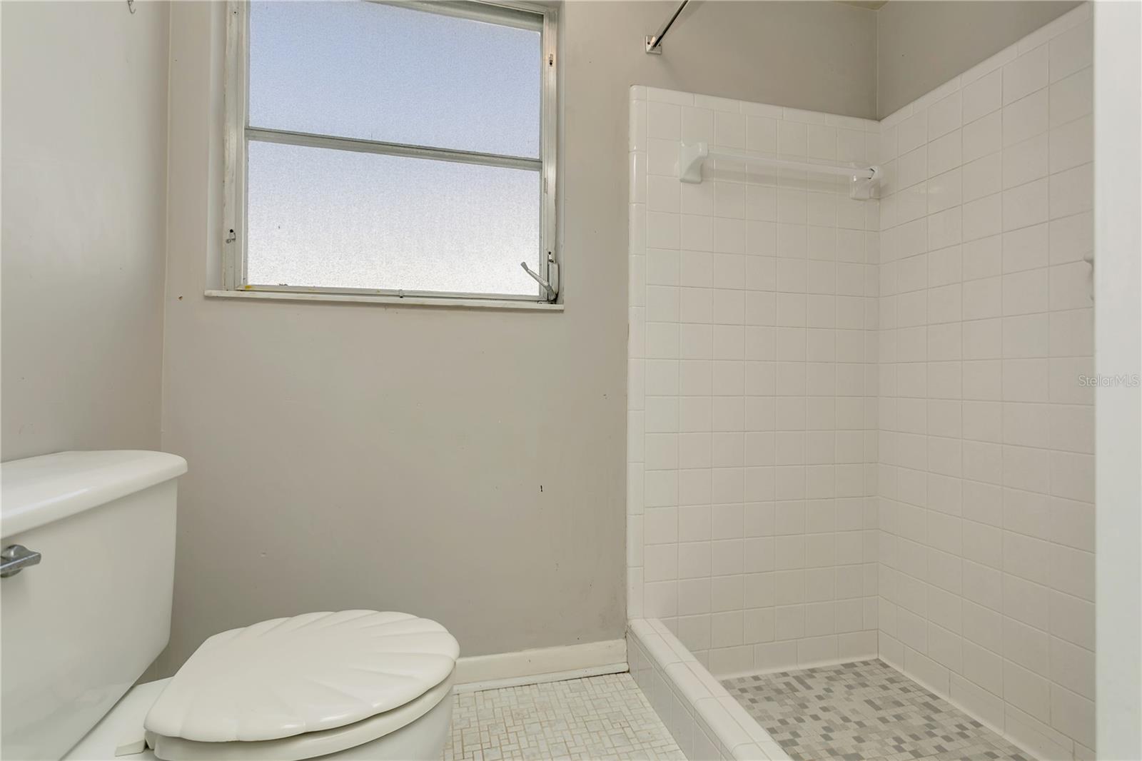 Image 31 of 65 For 2123 Beneva Road