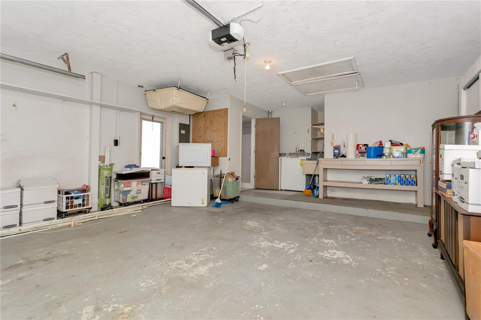 Image 32 of 65 For 2123 Beneva Road