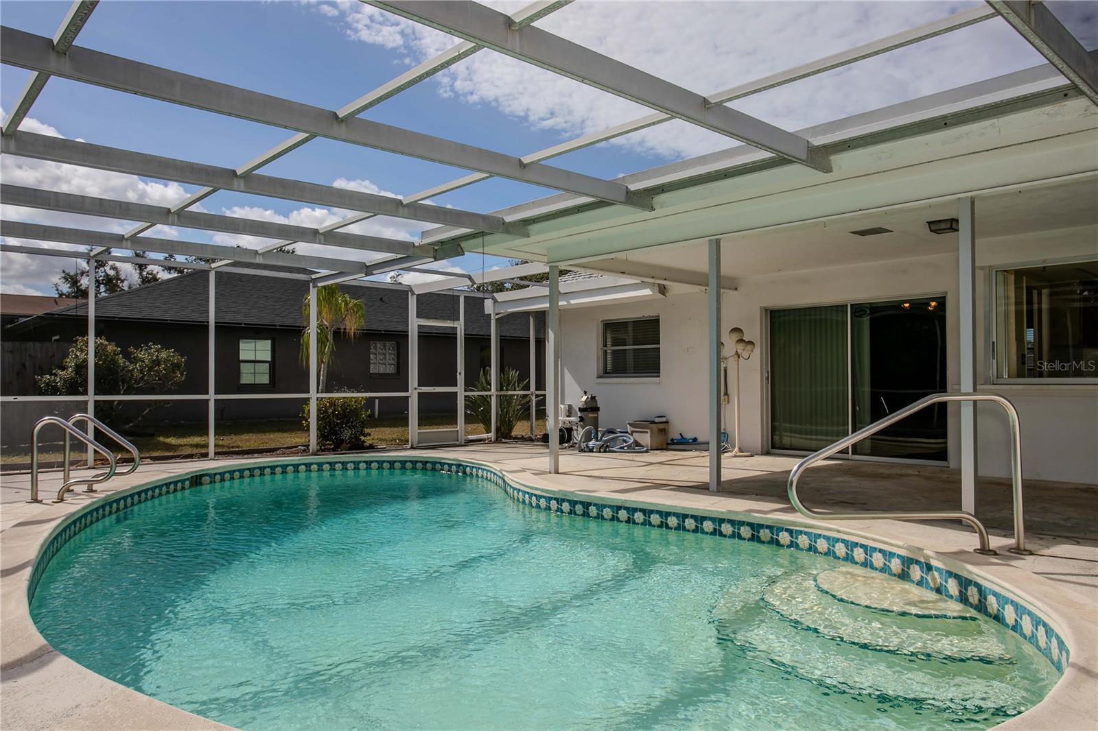 Image 35 of 65 For 2123 Beneva Road