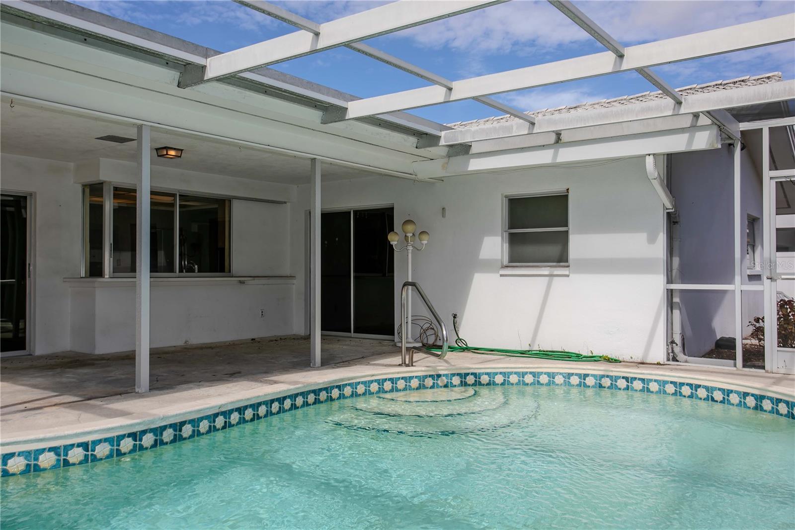 Image 36 of 65 For 2123 Beneva Road