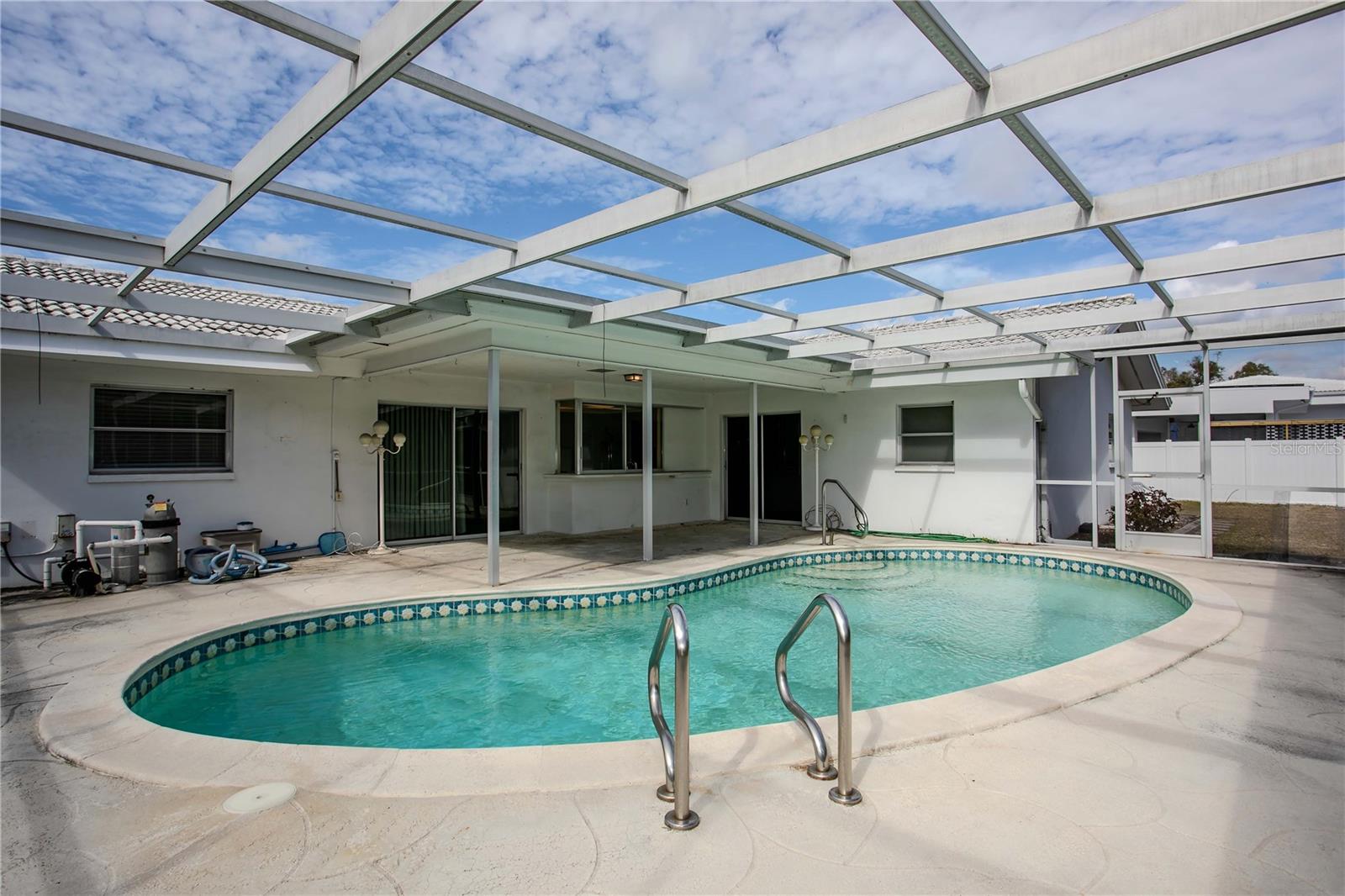 Image 37 of 65 For 2123 Beneva Road